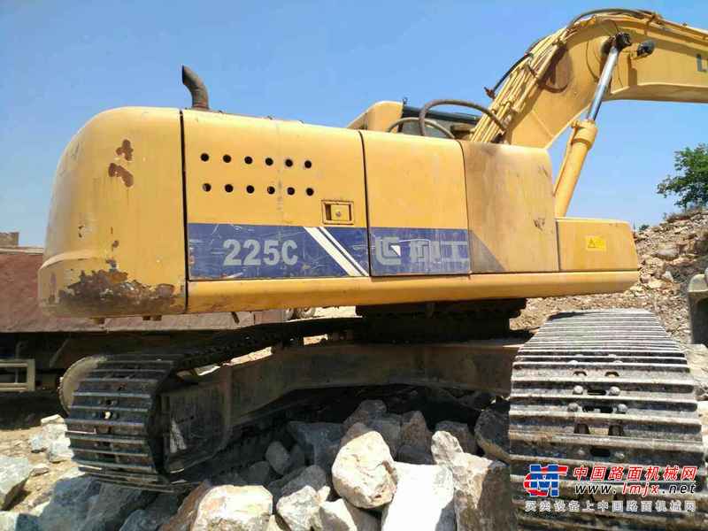 山东出售转让二手13000小时2009年柳工225C挖掘机