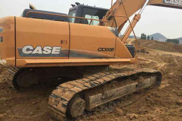 山东出售转让二手8000小时2012年凯斯CX240B挖掘机