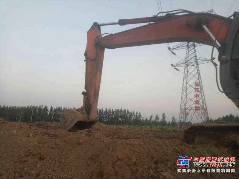 山东出售转让二手8000小时2006年日立ZX200挖掘机