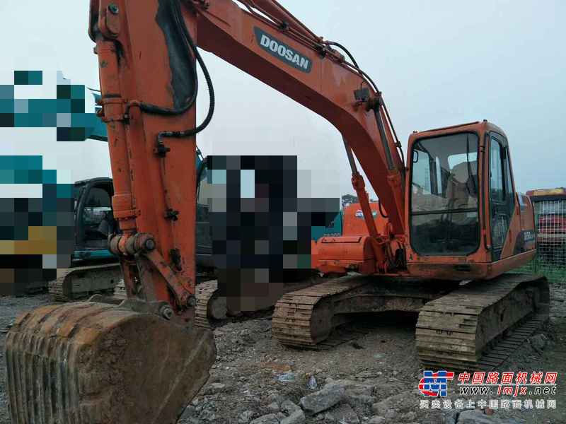 湖北出售转让二手5236小时2010年斗山DH150LC挖掘机