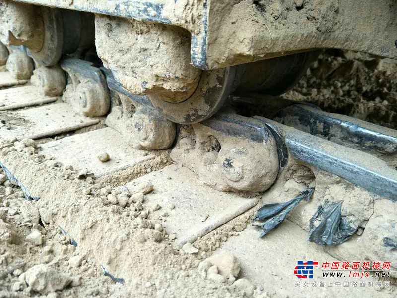 河南出售转让二手9000小时2011年临工LG685挖掘机