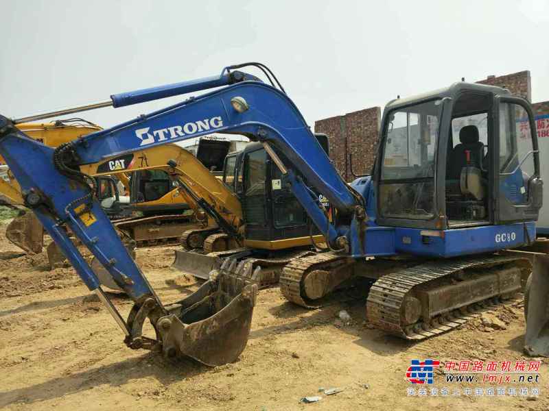 河南出售转让二手4000小时2012年山重建机GC60挖掘机