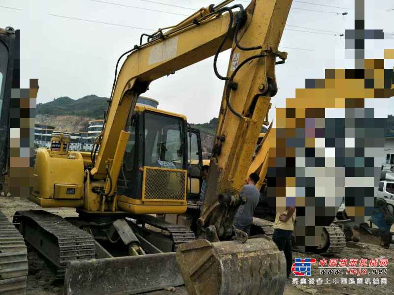 贵州出售转让二手8700小时2005年小松PC60挖掘机