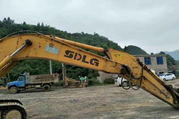 四川出售转让二手6000小时2012年临工LG6300挖掘机