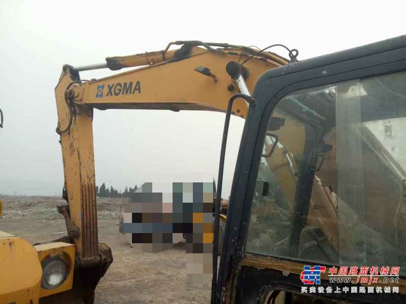 河南出售转让二手10000小时2008年厦工XG822LC挖掘机