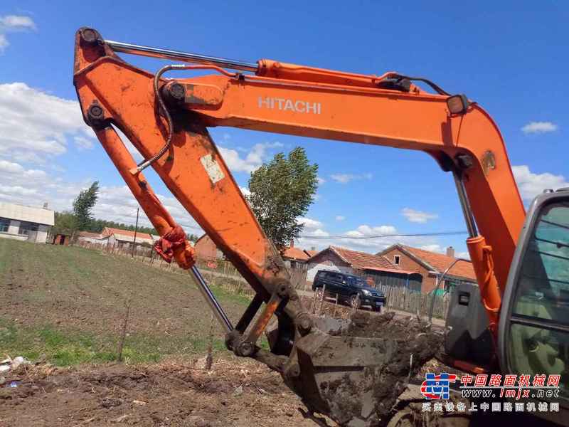 黑龙江出售转让二手7000小时2010年日立ZX70挖掘机
