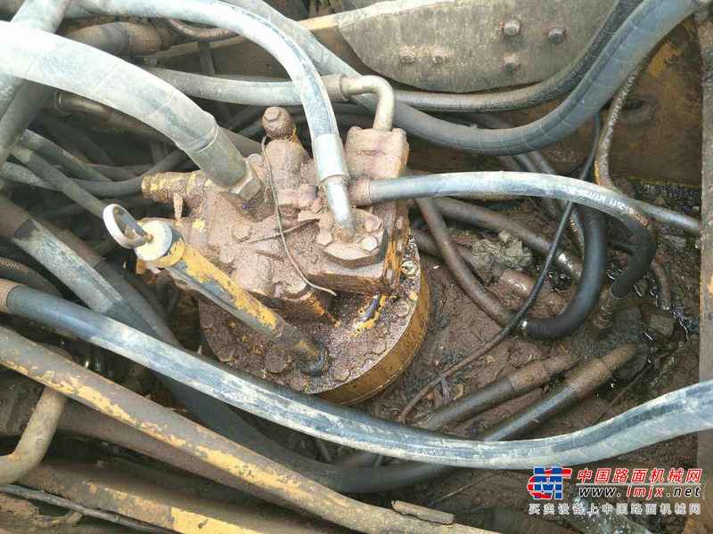 云南出售转让二手11236小时2009年卡特彼勒323DL挖掘机