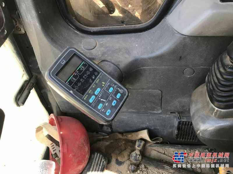 湖南出售转让二手20000小时2003年小松PC200挖掘机