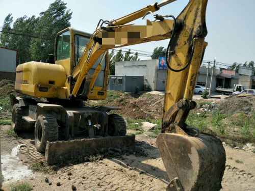 天津出售转让二手9800小时2011年犀牛重工XNW51360挖掘机