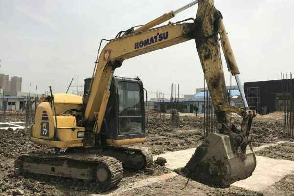江苏出售转让二手10052小时2012年小松PC70挖掘机