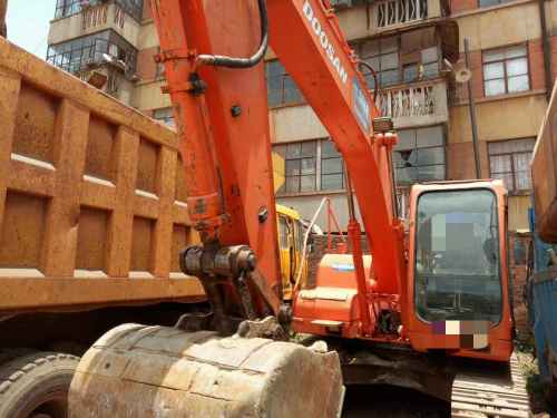 云南出售转让二手5873小时2012年斗山DH150挖掘机