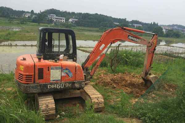 湖南出售转让二手5500小时2012年斗山DH55挖掘机