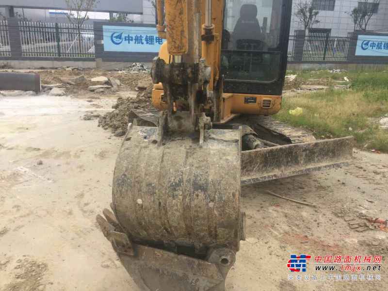 江苏出售转让二手8523小时2012年厦工XG806挖掘机