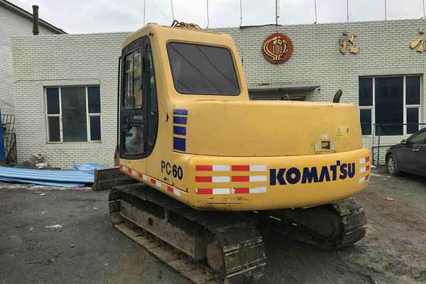 吉林出售转让二手9000小时2009年小松PC60挖掘机