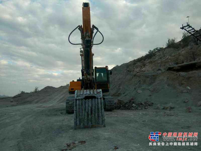 辽宁出售转让二手6853小时2013年三一重工SY305C挖掘机