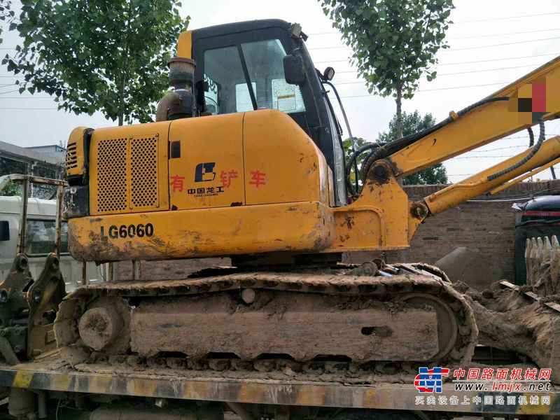 河南出售转让二手8000小时2008年龙工LG6060挖掘机