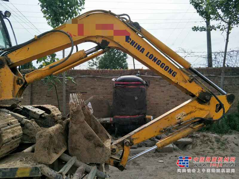 河南出售转让二手8000小时2008年龙工LG6060挖掘机
