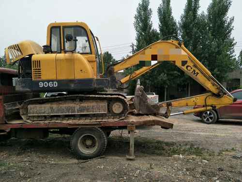 河南出售转让二手4500小时2011年山重建机JCM906D挖掘机