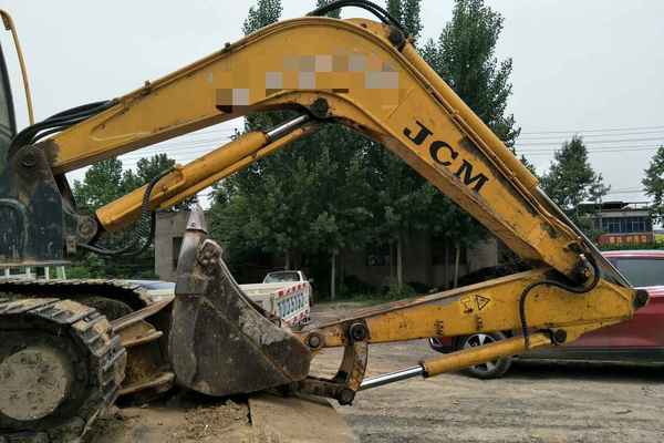 河南出售转让二手4500小时2011年山重建机JCM906D挖掘机