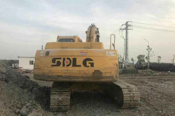 江苏出售转让二手6000小时2012年临工LG6210挖掘机