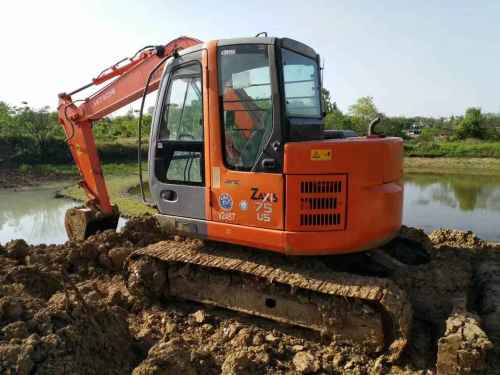 湖北出售转让二手7000小时2009年日立ZX75US挖掘机