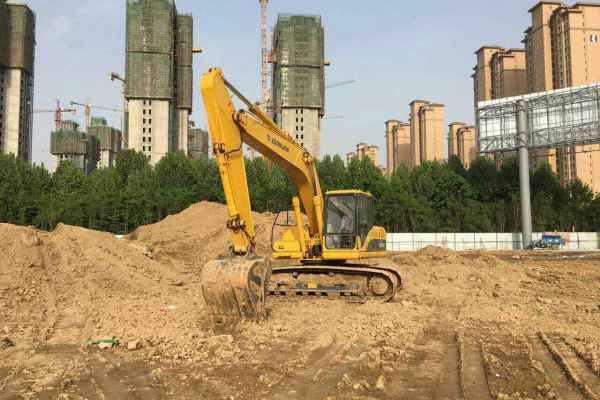 河南出售转让二手6000小时2012年中联重科ZE230E挖掘机