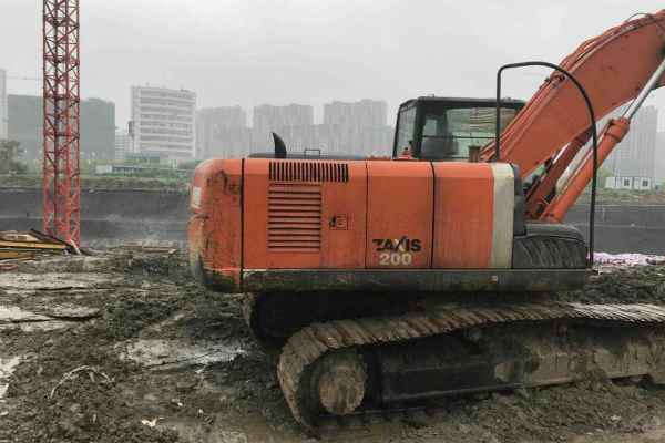 江苏出售转让二手10345小时2010年日立ZX200挖掘机