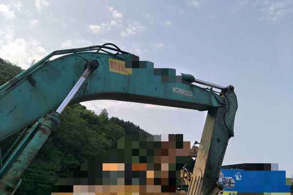 贵州出售转让二手15000小时2003年神钢SK200挖掘机