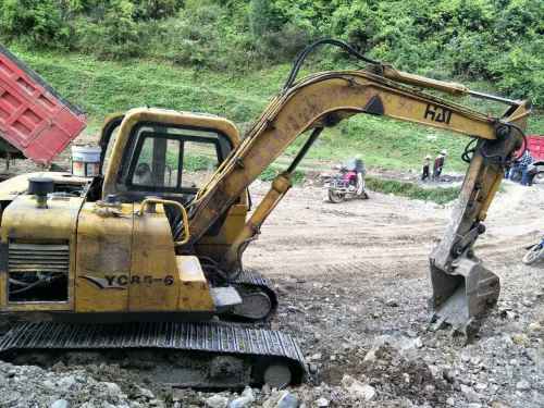 贵州出售转让二手11536小时2009年玉柴YC85挖掘机