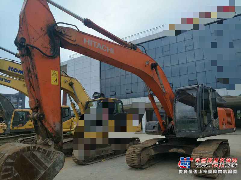 贵州出售转让二手6000小时2011年日立ZX240挖掘机