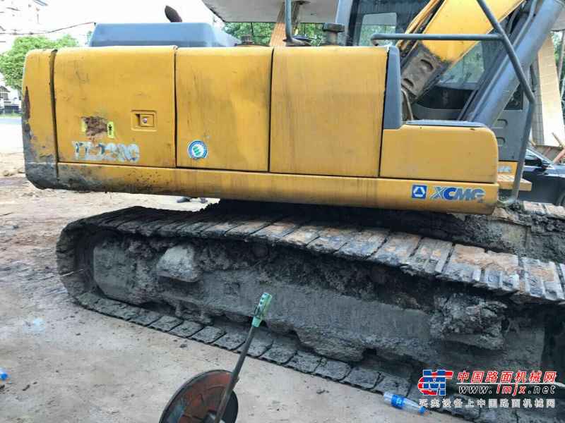 江西出售转让二手8000小时2011年徐工XE215C挖掘机