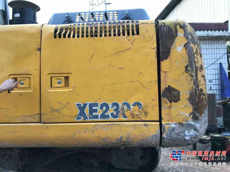 江西出售转让二手8000小时2011年徐工XE215C挖掘机