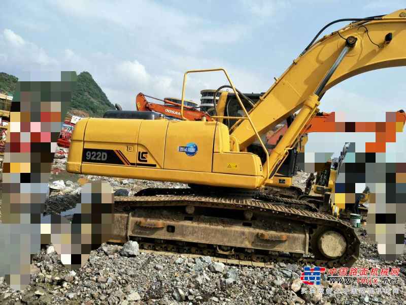 贵州出售转让二手6700小时2012年柳工922D挖掘机