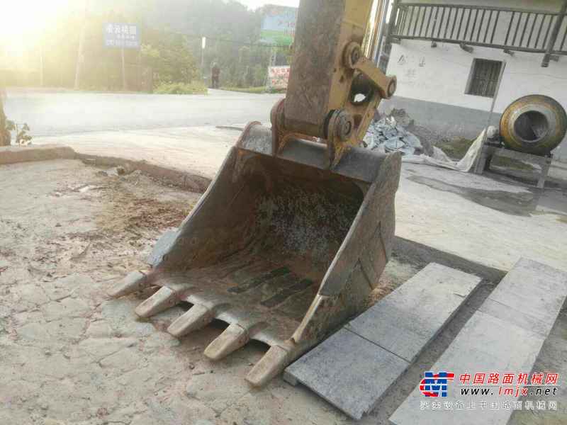 重庆出售转让二手3384小时2014年卡特彼勒320D2GC挖掘机