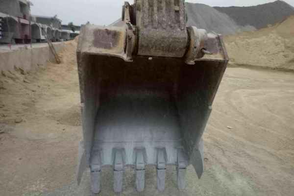 安徽出售转让二手5600小时2012年厦工XG821挖掘机