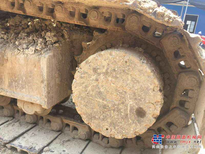 江苏出售转让二手8563小时2011年现代R225LC挖掘机