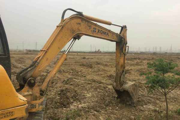 江苏出售转让二手6523小时2013年厦工XG806挖掘机