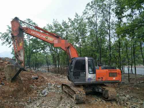 贵州出售转让二手4500小时2013年日立ZX210H挖掘机