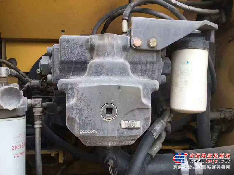 湖北出售转让二手7000小时2012年小松PC240挖掘机
