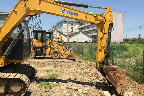 安徽出售转让二手9800小时2010年徐工XE80挖掘机