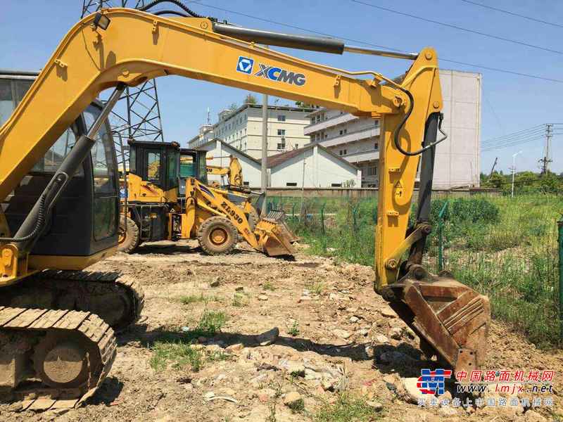 安徽出售转让二手9800小时2010年徐工XE80挖掘机