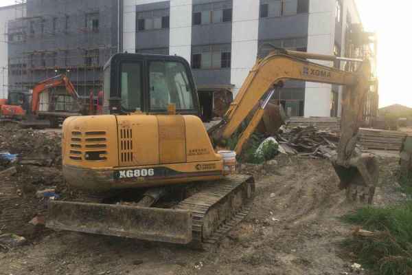 江苏出售转让二手7523小时2013年厦工XG806挖掘机