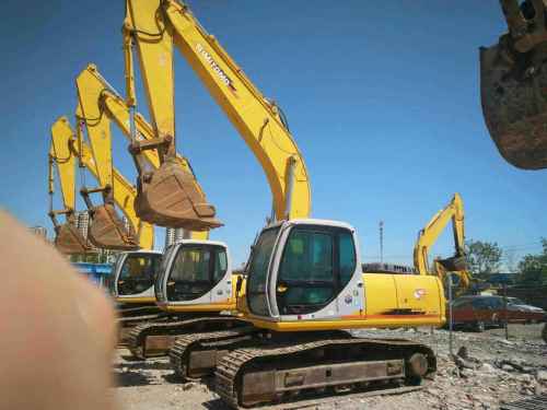 天津出售转让二手8600小时2006年住友SH200A3挖掘机