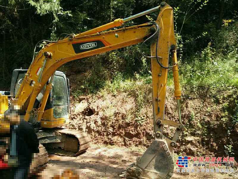 湖北出售转让二手7600小时2013年福田雷沃FR170挖掘机
