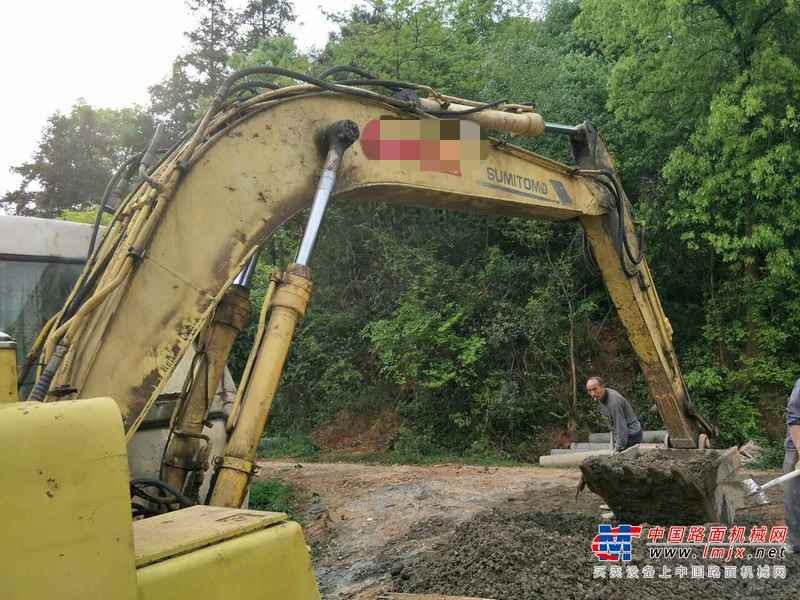湖南出售转让二手18000小时2007年住友SH200A3挖掘机