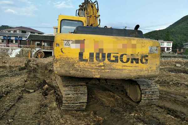 贵州出售转让二手8900小时2007年柳工CLG220LC挖掘机