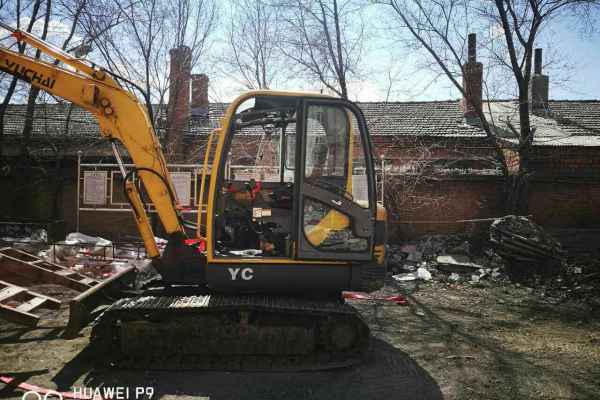 黑龙江出售转让二手8000小时2009年玉柴YC50挖掘机