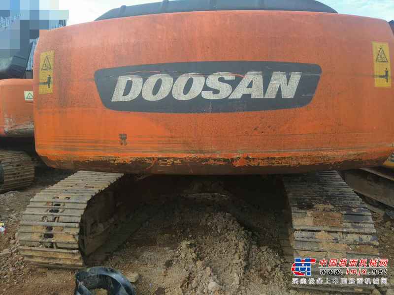 贵州出售转让二手8000小时2010年斗山DH220LC挖掘机
