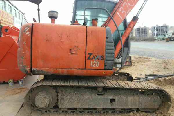 宁夏出售转让二手7000小时2011年日立ZX70挖掘机