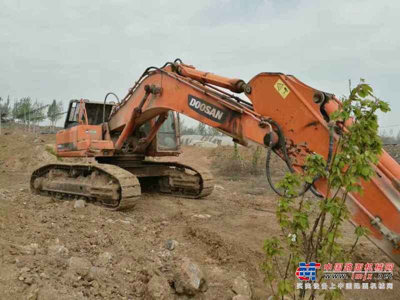 河南出售转让二手8000小时2010年斗山DH500LC挖掘机
